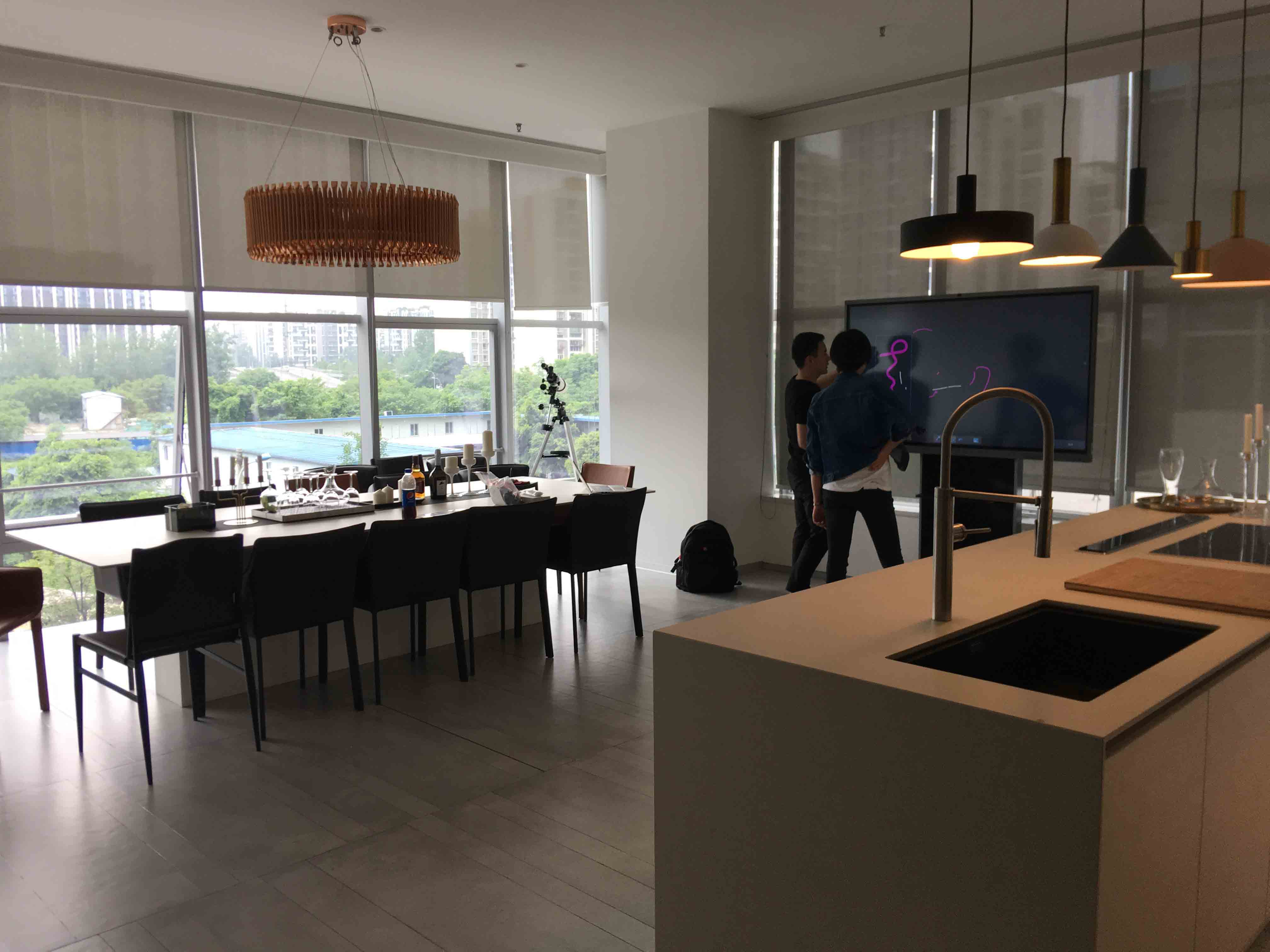 智能午夜视频APP污下载代替白板，成为会议讨论工具