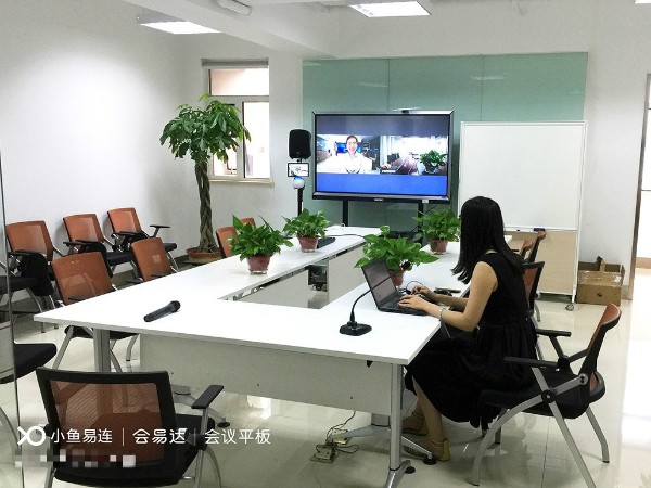 会易达小会议室音响设备解决方案，快速便捷部署使用