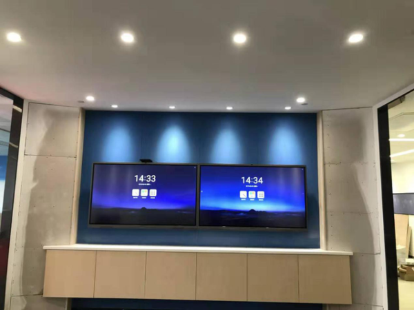 高科技设备助力安徽疾控中心创造中国速度，MAXHUB推动办公方式大变革